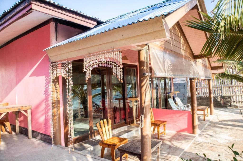 Oyo 797 Pink House Bungalow Ко-Ланта Екстер'єр фото